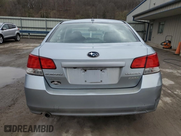 2014 Subaru Legacy Special Sports z VIN 4S3BMBH65E3037052, wystawiony jako Copart lot #51887625 z przebiegiem 216 690 mil mil oraz Szkoda całkowita • Salvage title. Historia ofert i sprzedaży dostępna na DreamBid. Obrazek 6.