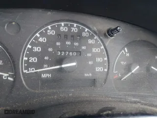 1998 Ford Ranger XL with VIN 1FTYR10C1WUB61936, listed as a IAAI auction lot 41514003 with 327,602 mi miles. Bid and sale history available at carsss.com. Image 7.