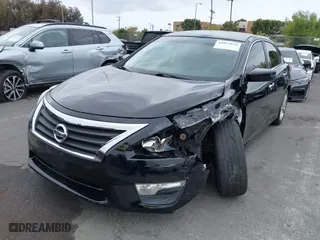 2013 Nissan Altima 2.5 SV with VIN 1N4AL3AP8DN487973, listed as a IAAI auction lot 42053839 with 124,871 mi miles. Bid and sale history available at carsss.com. Image 17.
