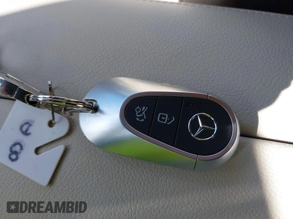 2022 Mercedes-Benz C 300 with VIN W1KAF4HB1NR066307, listed as a IAAI auction lot 41535720 with 18,889 mi miles and . Bid and sale history available at DreamBid. Image 11.