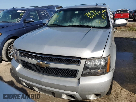 2011 Chevrolet Suburban LS with VIN 1GNSCHE01BR102744, listed as a Copart auction lot 76460694 with 0 mi miles and Non Repairable. Bid and sale history available at carsss.com. Image 5.