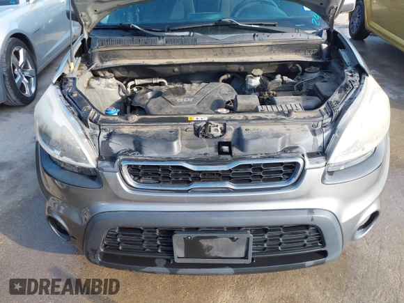 2013 Kia Soul with VIN KNDJT2A54D7620669, listed as a IAAI auction lot 42060648 with 182,041 mi miles. Bid and sale history available at carsss.com. Image 10.