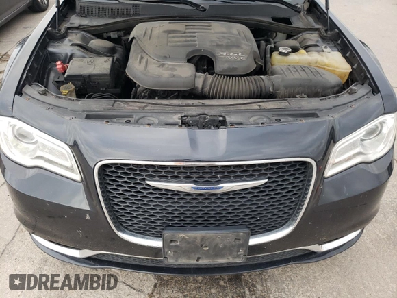 2018 Chrysler 300 Touring L with VIN 2C3CCAAG7JH308161, listed as a Copart auction lot 78851684 with 262,615 mi miles and Salvage Title. Bid and sale history available at carsss.com. Image 11.
