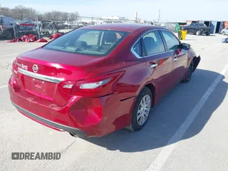 2018 Nissan Altima SR with VIN 1N4AL3AP2JC232503, listed as a IAAI auction lot 41824936 with 115,366 mi miles and . Bid and sale history available at carsss.com. Image 4.