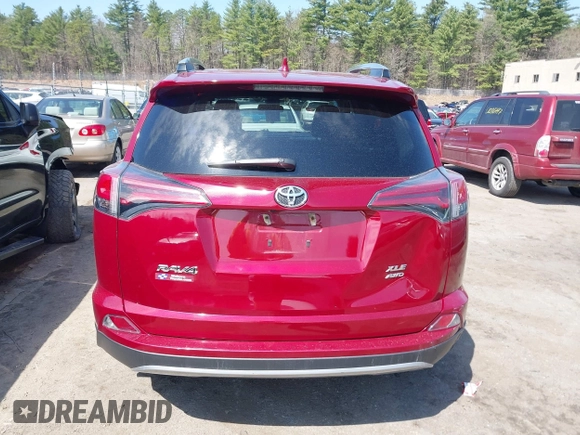 2018 Toyota RAV4 XLE with VIN 2T3RFREVXJW791889, listed as a IAAI auction lot 42021099 with 33,292 mi miles. Bid and sale history available at carsss.com. Image 16.