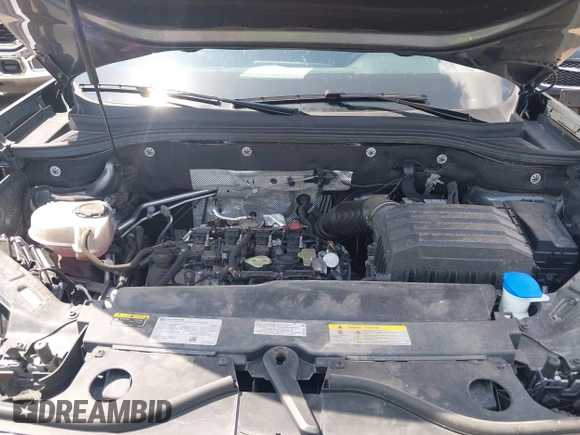 2024 Volkswagen Atlas SE with VIN 1V2HR2CAXRC528423, listed as a IAAI auction lot 42346922 with 38,637 mi miles and . Bid and sale history available at DreamBid. Image 10.