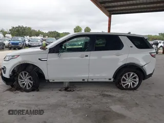 2016 Land Rover Discovery Sport HSE z VIN SALCR2BG9GH577199, wystawiony jako IAAI lot #42440816 z przebiegiem 84 904 mil mil oraz . Historia ofert i sprzedaży dostępna na DreamBid. Obrazek 14.