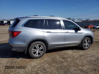 2017 Honda Pilot EX with VIN 5FNYF6H38HB054680, listed as a Copart auction lot 45133725 with 103,764 mi miles and Salvage Title. Bid and sale history available at DreamBid. Image 3.