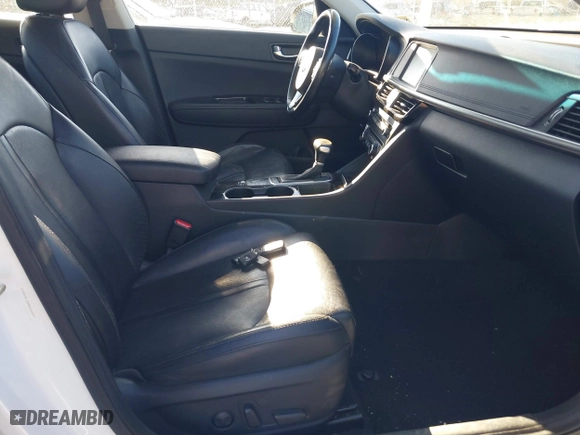 2017 Kia Optima EX with VIN 5XXGU4L30HG126899, listed as a IAAI auction lot 41701811 with 115,196 mi miles. Bid and sale history available at carsss.com. Image 5.