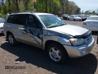 2004 Toyota Highlander z VIN JTEEP21A040063041, wystawiony jako IAAI lot #42156663 z przebiegiem 157 963 mil mil oraz . Historia ofert i sprzedaży dostępna na DreamBid. Obrazek 6.
