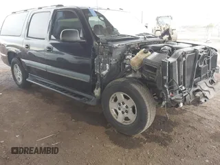 2004 Chevrolet Suburban LT with VIN 1GNEC16Z34J133058, listed as a IAAI auction lot 41200786 with 254,131 mi miles. Bid and sale history available at carsss.com. Image 1.