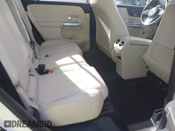 2023 Mercedes-Benz GLB 250 с VIN W1N4M4GB4PW294054, выставлен на аукционе IAAI как лот 42406277 с пробегом 11 761 миль миль и . История ставок и продаж доступна на DreamBid. Изображение 8.