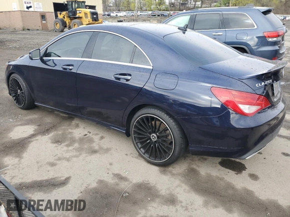 2018 Mercedes-Benz CLA 250 z VIN WDDSJ4GB0JN653605, wystawiony jako Copart lot #53634615 z przebiegiem 38 095 mil mil oraz Szkoda całkowita • Salvage title. Historia ofert i sprzedaży dostępna na DreamBid. Obrazek 2.