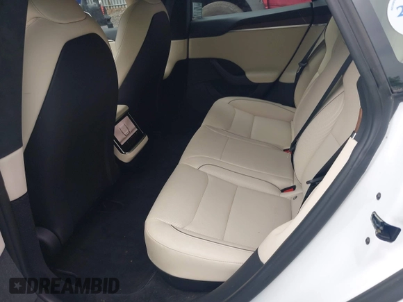 2021 Tesla Model S Plaid z VIN 5YJSA1E62MF452838, wystawiony jako IAAI lot #42726183 z przebiegiem 21 725 mil mil oraz . Historia ofert i sprzedaży dostępna na DreamBid. Obrazek 8.