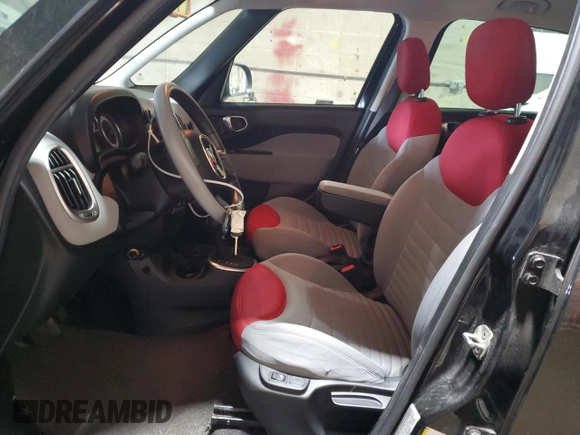 2014 FIAT 500L Easy z VIN ZFBCFABH9EZ000959, wystawiony jako Copart lot #55606445 z przebiegiem 73 558 mil mil oraz Czysty tytuł • Clean title. Historia ofert i sprzedaży dostępna na DreamBid. Obrazek 7.