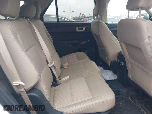 2021 Ford Explorer z VIN 1FMSK7BHXMGA87655, wystawiony jako IAAI lot #42272944 z przebiegiem 47 353 mil mil oraz . Historia ofert i sprzedaży dostępna na DreamBid. Obrazek 8.