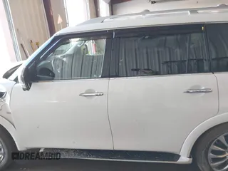 2016 Infiniti QX80 with VIN JN8AZ2NE8G9122383, listed as a IAAI auction lot 41629099 with 170,692 mi miles. Bid and sale history available at carsss.com. Image 14.