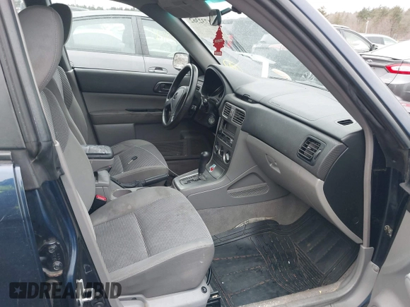 2006 Subaru Forester 2.5 X with VIN JF1SG63676H738028, listed as a IAAI auction lot 41732362 with 245,720 mi miles. Bid and sale history available at carsss.com. Image 5.