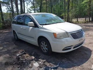 2011 Chrysler Town & Country Touring with VIN 2A4RR5DG1BR727331, listed as a IAAI auction lot 42039273 with 171,643 mi miles. Bid and sale history available at carsss.com. Image 1.