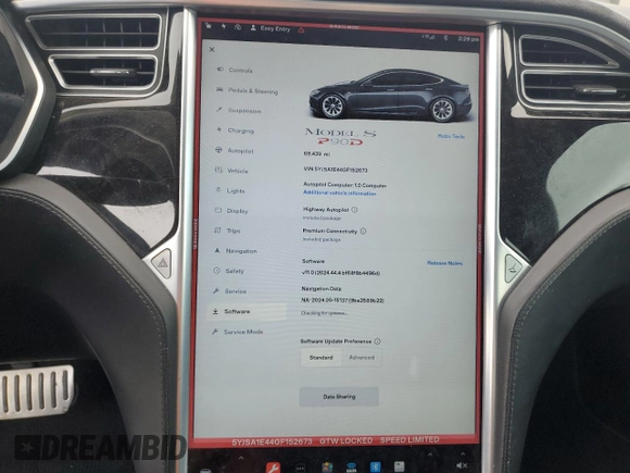 2016 Tesla Model S 90D with VIN 5YJSA1E44GF152673, listed as a Copart auction lot 50995495 with 69,439 mi miles and Salvage Title. Bid and sale history available at DreamBid. Image 9.