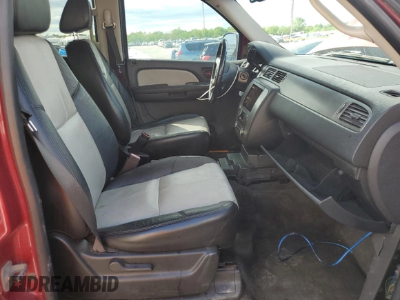 2007 Chevrolet Tahoe LT z VIN 1GNFK13017R364401, wystawiony jako Copart lot #56557555 z przebiegiem 227 803 mil mil oraz Szkoda całkowita • Salvage title. Historia ofert i sprzedaży dostępna na DreamBid. Obrazek 7.
