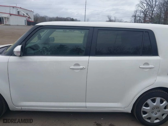 2015 Scion xB with VIN JTLZE4FEXFJ067957, listed as a IAAI auction lot 41709493 with NaN miles. Bid and sale history available at carsss.com. Image 14.