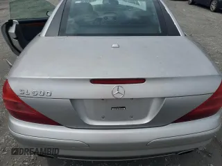 2005 Mercedes-Benz SL 500 with VIN WDBSK75F95F104935, listed as a Copart auction lot 60493705 with 89,994 mi miles and Salvage title. Bid and sale history available at DreamBid. Image 10.