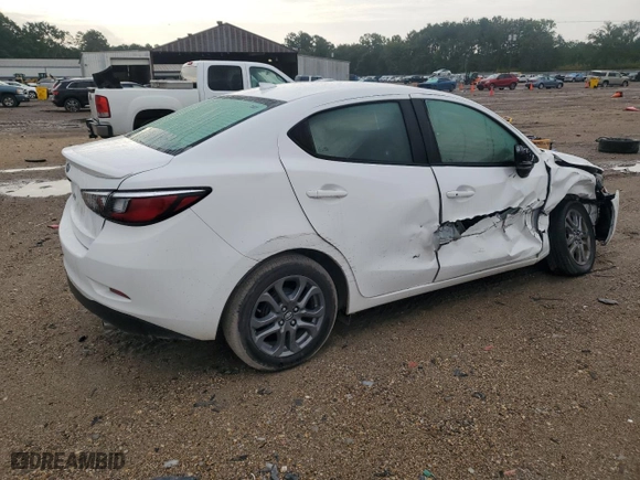 2019 Toyota Yaris Sedan L with VIN 3MYDLBYV1KY525177, listed as a Copart auction lot 64236284 with 18,710 mi miles and Salvage Title. Bid and sale history available at carsss.com. Image 3.