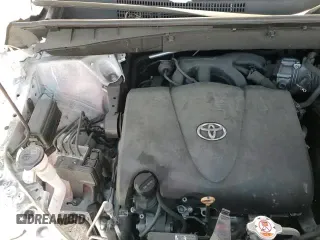 2019 Toyota Highlander LE z VIN 5TDZZRFH9KS328337, wystawiony jako Copart lot #68038985 z przebiegiem 68 619 mil mil oraz Szkoda całkowita • Salvage title. Historia ofert i sprzedaży dostępna na DreamBid. Obrazek 14.