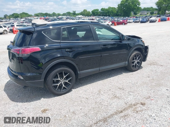 2017 Toyota RAV4 SE z VIN 2T3JFREV2HW677084, wystawiony jako IAAI lot #42236638 z przebiegiem 107 343 mil mil oraz . Historia ofert i sprzedaży dostępna na DreamBid. Obrazek 4.