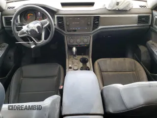 2021 Volkswagen Atlas SE with VIN 1V2HR2CA6MC574517, listed as a Copart auction lot 55796975 with 82,468 mi miles and Clean title. Bid and sale history available at DreamBid. Image 8.