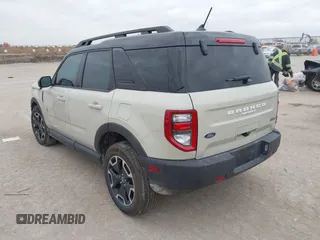 2024 Ford Bronco Sport Outer Banks with VIN 3FMCR9C61RRF50842, listed as a IAAI auction lot 41444704 with 2,662 mi miles and . Bid and sale history available at DreamBid. Image 3.