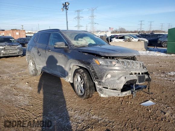 2024 Jeep Compass Latitude с VIN 3C4NJDBNXRT585916, выставлен на аукционе Copart как лот 42536685 с пробегом 12 309 миль миль и Списание • Salvage title. История ставок и продаж доступна на DreamBid. Изображение 4.