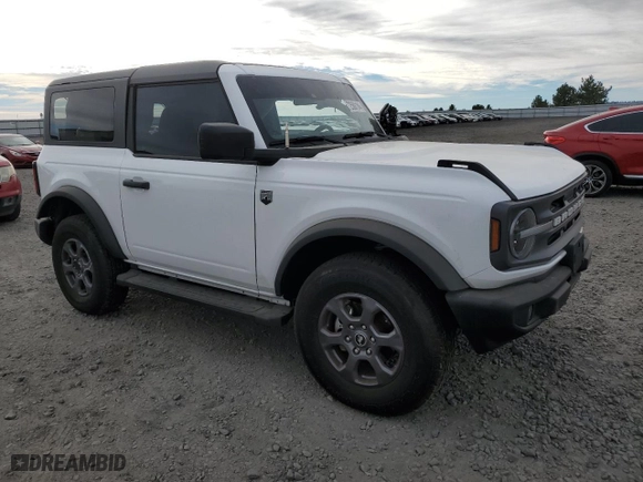 2023 Ford Bronco with VIN 1FMDE5AH7PLC15500, listed as a Copart auction lot 72588184 with 7,975 mi miles and Salvage Title. Bid and sale history available at carsss.com. Image 4.