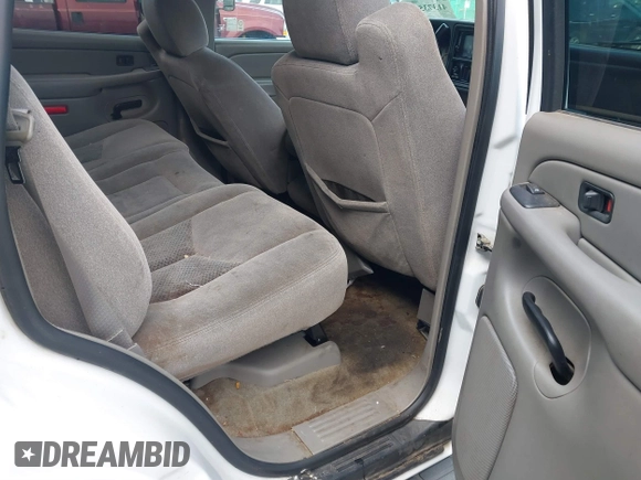 2005 Chevrolet Tahoe LT z VIN 1GNEC13T25R221733, wystawiony jako IAAI lot #41373567 z przebiegiem 250 437 mil mil oraz . Historia ofert i sprzedaży dostępna na DreamBid. Obrazek 8.