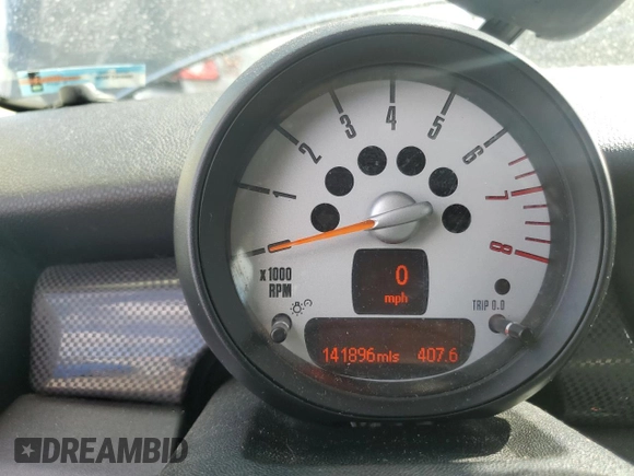 2013 MINI Hardtop S with VIN WMWSV3C50DT393440, listed as a Copart auction lot 55170145 with 141,896 mi miles and Clean Title. Bid and sale history available at DreamBid. Image 9.