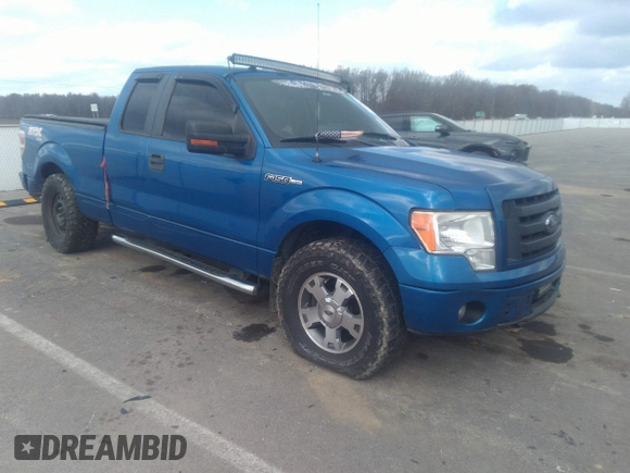 2009 Ford F-150 STX with VIN 1FTRX14849FA11909, listed as a IAAI auction lot 40979039 with 162,013 mi miles. Bid and sale history available at carsss.com. Image 1.