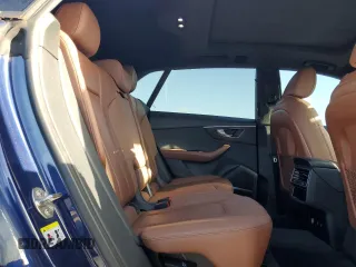 2021 Audi Q8 Premium Plus z VIN WA1EVAF17MD040579, wystawiony jako Copart lot #51805705 z przebiegiem 32 901 mil mil oraz Tytuł czysty. Historia ofert i sprzedaży dostępna na DreamBid. Obrazek 11.