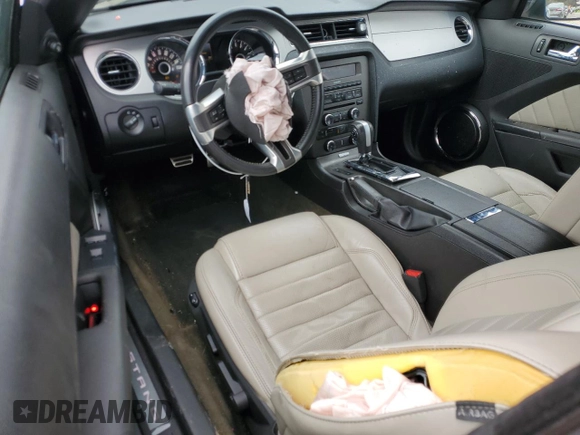 2014 Ford Mustang V6 with VIN 1ZVBP8EM1E5205591, listed as a Copart auction lot 87400314 with 102,002 mi miles and Salvage Title. Bid and sale history available at carsss.com. Image 8.