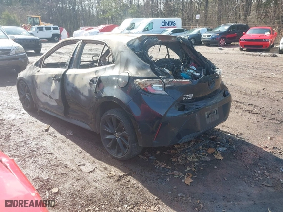 2021 Toyota Corolla Hatchback SE with VIN JTND4MBE6M3109469, listed as a IAAI auction lot 41396335 with 1 mi miles. Bid and sale history available at carsss.com. Image 3.