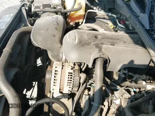 2006 GMC Sierra 1500 SLE1 z VIN 2GTEK13T961171306, wystawiony jako IAAI lot #43179738 z przebiegiem 102 423 mil mil oraz . Historia ofert i sprzedaży dostępna na DreamBid. Obrazek 19.