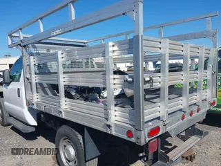2013 Ford F-250 XL с VIN 1FDBF2A60DEA36359, выставлен на аукционе IAAI как лот 41638468 с пробегом 59 355 миль миль и . История ставок и продаж доступна на DreamBid. Изображение 15.