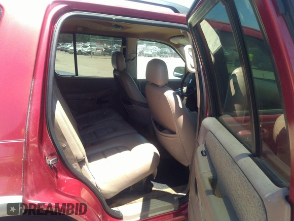 2003 Ford Explorer XLT with VIN 1FMZU63K73UA44887, listed as a IAAI auction lot 42339870 with 223,751 mi miles and . Bid and sale history available at DreamBid. Image 8.