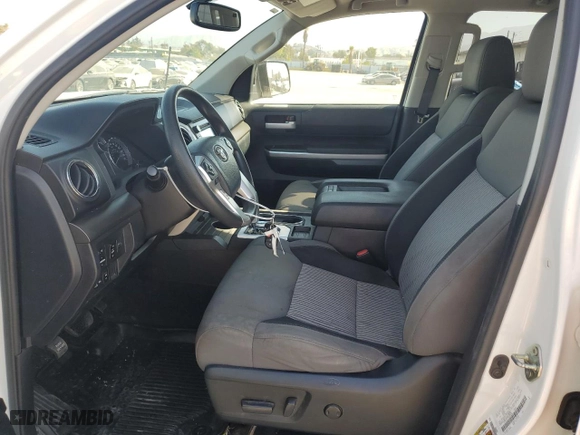 2017 Toyota Tundra 2WD SR5 with VIN 5TFRW5F13HX220108, listed as a Copart auction lot 71887404 with 71,965 mi miles and Salvage Title. Bid and sale history available at carsss.com. Image 7.