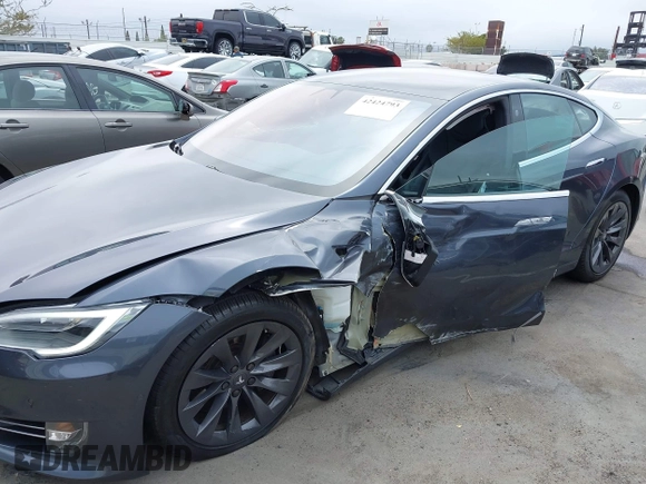 2017 Tesla Model S 100D with VIN 5YJSA1E20HF228681, listed as a IAAI auction lot 42424793 with Not provided miles and . Bid and sale history available at DreamBid. Image 6.
