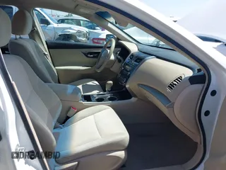 2013 Nissan Altima SV with VIN 1N4AL3APXDC102487, listed as a IAAI auction lot 42179813 with 120,218 mi miles and . Bid and sale history available at carsss.com. Image 5.