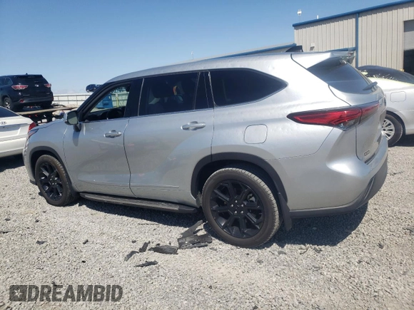 2022 Toyota Highlander LE with VIN 5TDZZRAH5NS556038, listed as a Copart auction lot 51363885 with 46,786 mi miles and Salvage title. Bid and sale history available at DreamBid. Image 2.