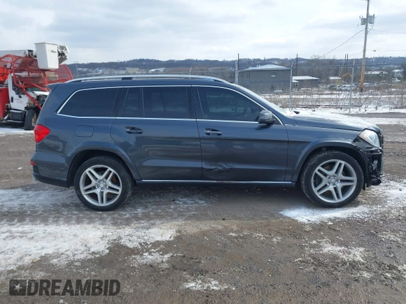 2014 Mercedes-Benz GL-Class GL 550 with VIN 4JGDF7DE3EA321574, listed as a IAAI auction lot 41598200 with 93,190 mi miles. Bid and sale history available at carsss.com. Image 14.