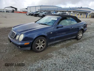 1999 Mercedes-Benz CLK with VIN WDBLK65GXXT004273, listed as a Copart auction lot 45420135 with 87,970 mi miles and Clean Title. Bid and sale history available at carsss.com. Image 1.