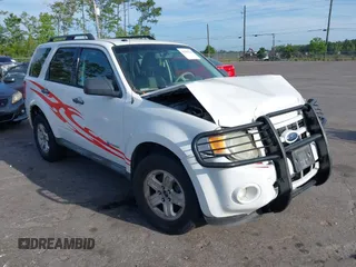 2010 Ford Escape Hybrid z VIN 1FMCU5K39AKA62469, wystawiony jako IAAI lot #39304116 z przebiegiem 112 983 mil mil oraz . Historia ofert i sprzedaży dostępna na DreamBid. Obrazek 1.